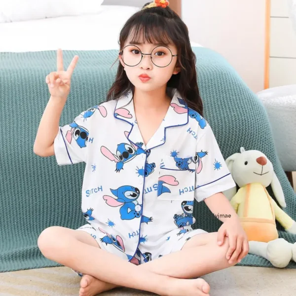 Kawaii أنيمي غرزة الأطفال بيجامة مجموعات الكرتون الصيف القطن التلبيب طباعة تي شيرتات قصيرة الاكمام بلايز السراويل بيجامات ملابس منزلية هدية
